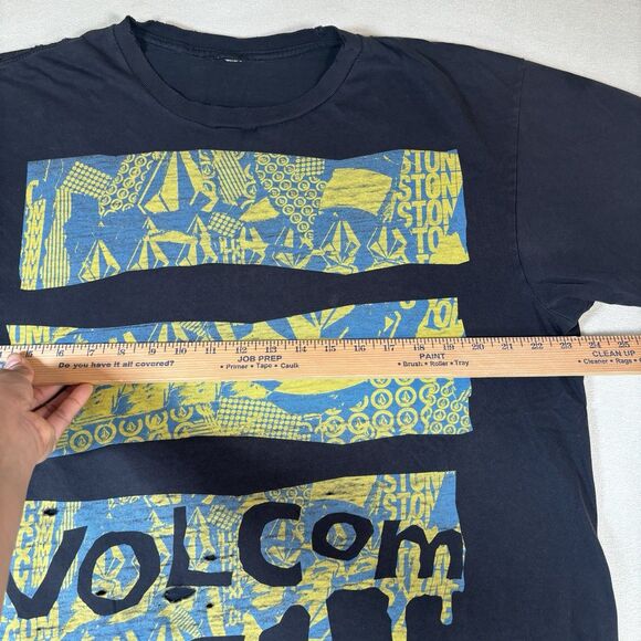 Vintage Volcom Skull T-Shirt Adult Size XL Black Skater Grunge Goth 2000s Y2K - Picture 8 of 9